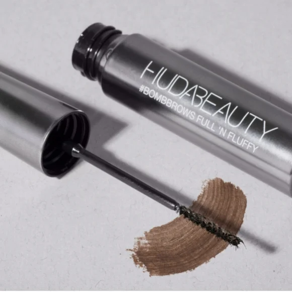 NIB $20 HUDA BEAUTY #BOMBBROWS Full ‘n Fluffy Fiber Brow Gel BLACK BROWN 7 - Picture 6 of 12